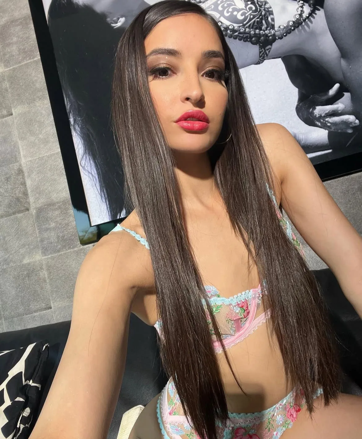Wenqi escort Bogotá